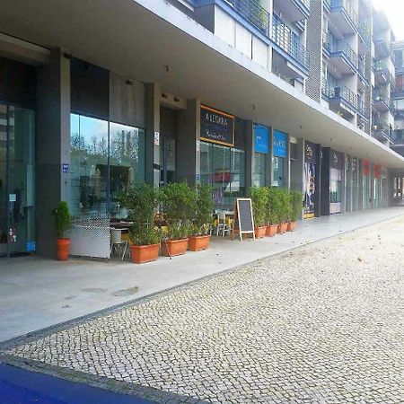 Parque Nacoes Prime Apartments 13 リスボン エクステリア 写真