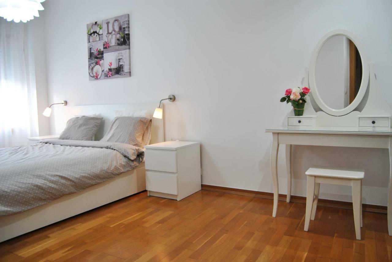 Parque Nacoes Prime Apartments 13 リスボン エクステリア 写真